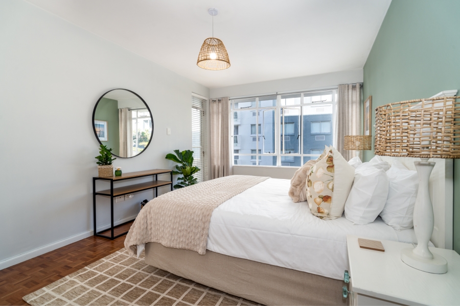 1 Bedroom Property for Sale in Green Point Western Cape